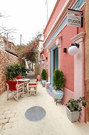 Alley Studio 1 by Frangki