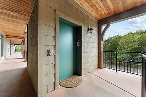 Penthouse Eagle View for 12!