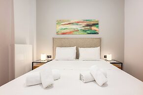 Stylish 2BR flat near hospital & metro