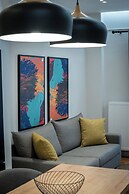 Stylish 2BR flat near hospital & metro