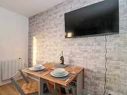 Flat 24
