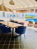 La Pura Vista Resort