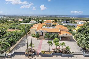 La Pura Vista Resort