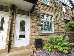16 Oak Bank