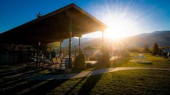 Mountain View Lodge and Resort