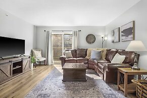 Tranquil Getaway For 8