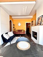 Beachfront & Sea View Sleeps 6