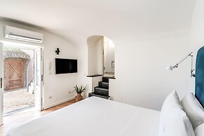 Giulia 2 Villa Apartment Shared Pool Sea Views