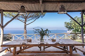 Giulia 1 Villa Apartment Shared Pool Sea Views