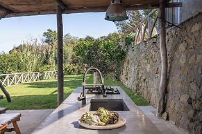 Giulia 1 Villa Apartment Shared Pool Sea Views