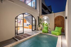 1BR Modern Private Pool Villa