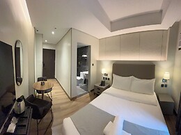 Vibe Hotel Alabang