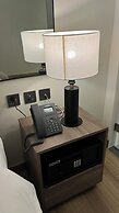Vibe Hotel Alabang