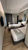 Vibe Hotel Alabang