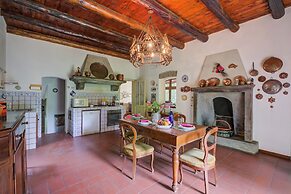 Villa Fiora Tra Le Colline E Il Lago