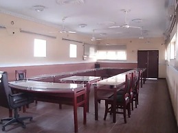 DOA Hotel and Suites
