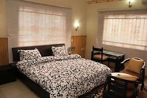 DOA Hotel and Suites