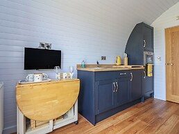 Honeypot Hideaways - Manuka