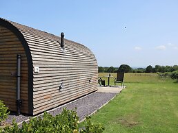 Honeypot Hideaways - Acacia