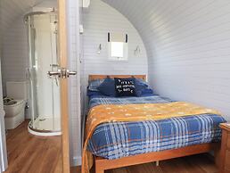 Honeypot Hideaways - Acacia