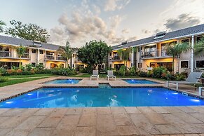 Victoria Falls Oasis Hotel