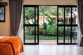 Victoria Falls Oasis Hotel