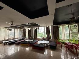 Hotel Shiv Palace