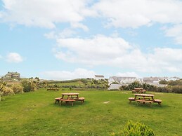 No.7 Plas Darien