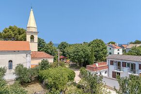 Captain's House - Sv. Jakov