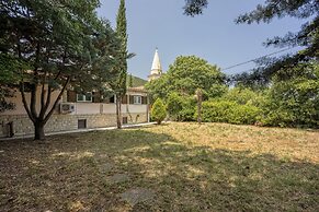 Captain's House - Sv. Jakov
