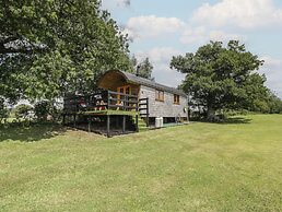 Under the Oak Tree Shepherd's Hut