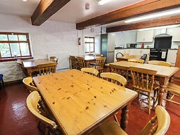 West Barn Bunkhouse