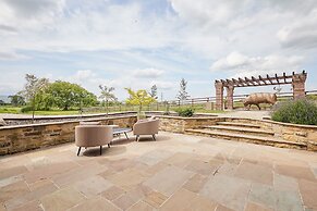 Host Stay Glenridge House Retreat