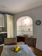 Annygiò House - De Vivo Realty
