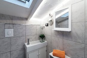 Chic apt near Duomo di Como
