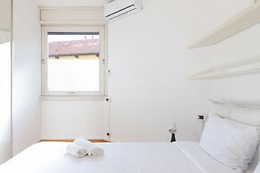 Welcoming Flats by Lake Como