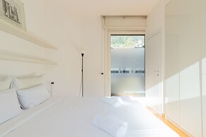 Welcoming Flats by Lake Como
