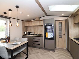 Hazelnut Lodge