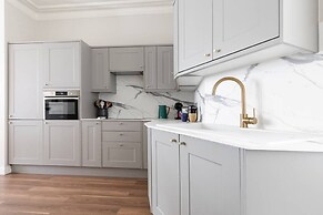 Abingdon Road IV by Onefinestay