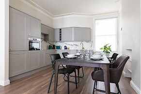 Abingdon Road IV by Onefinestay