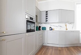 Abingdon Road IV by Onefinestay