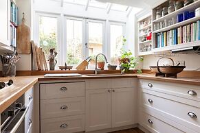Bark Place III by Onefinestay