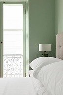 Spring Gardens by Onefinestay