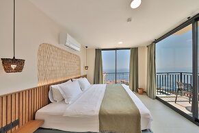 Lyxos Hotel