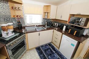 Big2vacation2 Exclusive at new Beach Caravan Park