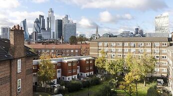 Stunning 2-bed Converted Warehouse - Sleeps 4