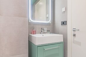 Aurora Apartment in Como