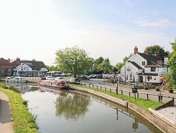 The Canalside Cottage