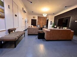 Ace Apartment