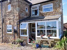 4 Cliff Cottages
